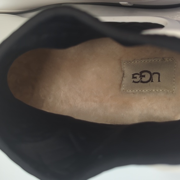 UGG White and Black Ankle Rain Boots Size 10 - Picture 8 of 16